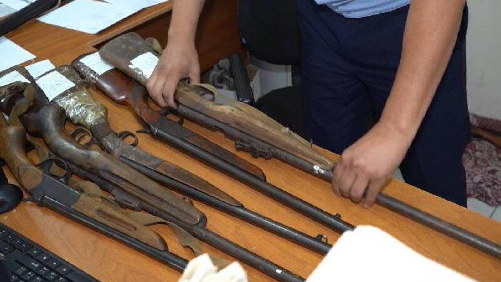 Жоғарғы Сот бопсалау және заңсыз қару сақтау бойынша сот актілерін күшінде қалдырды.