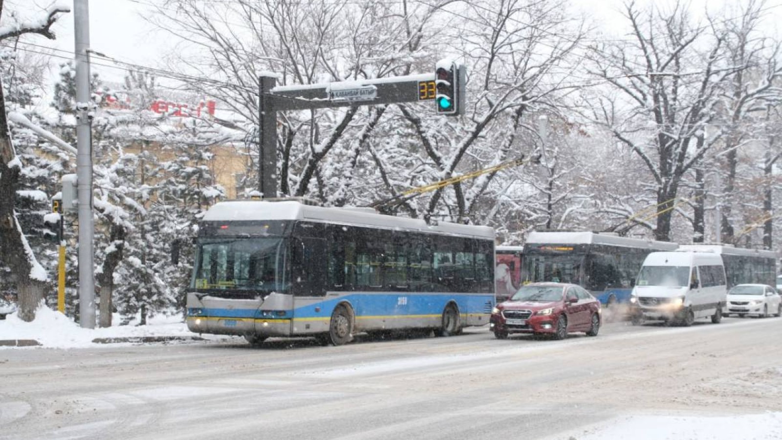 Алматыда 1 шілдеден бастап қоғамдық көлікте қызмет көрсетудің жаңа стандарттары енгізіледі.