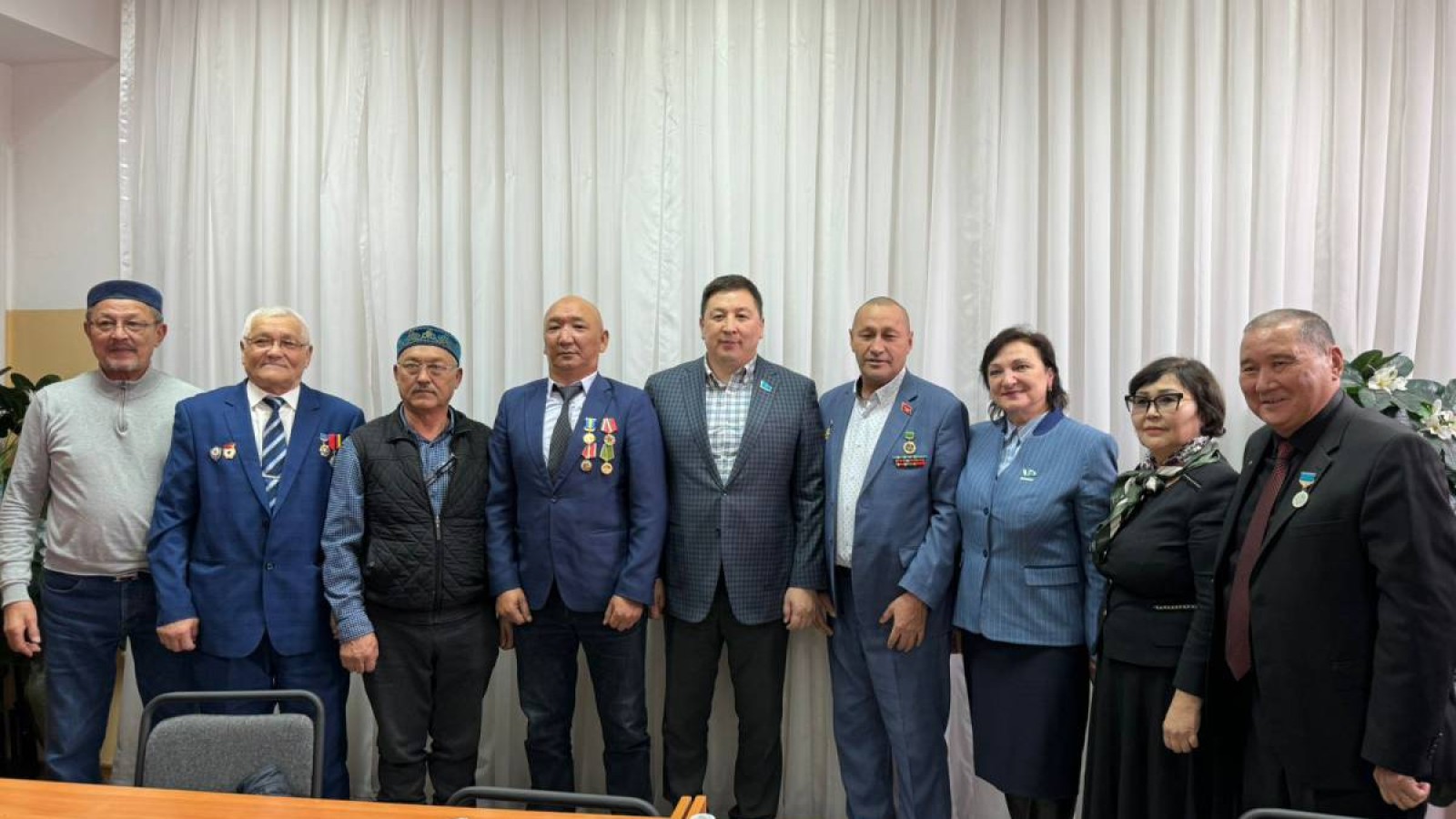 Көтерілген мәселе елеусіз қалмауы тиіс.