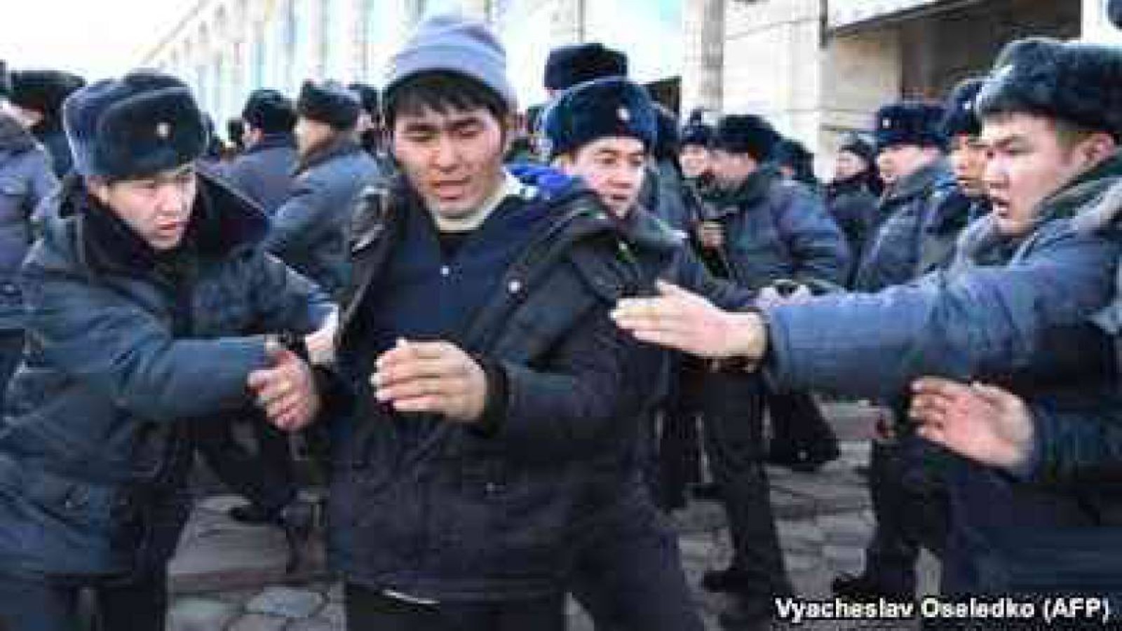 Митингіде ұсталған 21 адамға айыппұл салды.