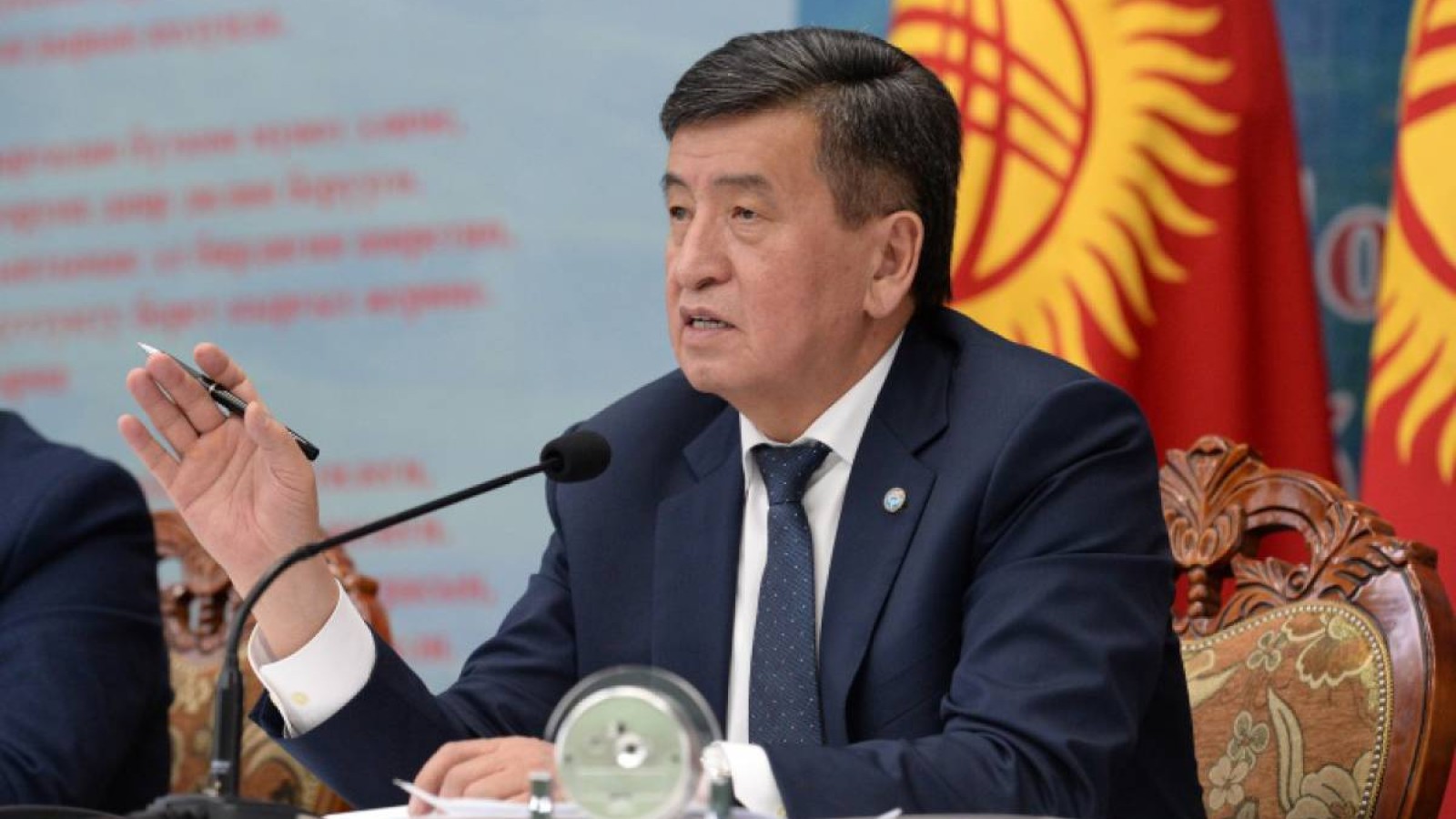 Сооронбай Жээнбеков: Біз халықтың байлығын ұрлап жатқан жоқпыз!.