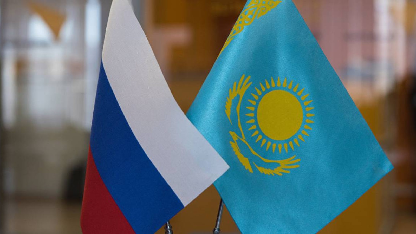 Қазақстанның Ресейдегі төтенше және өкілетті елшісі тағайындалды.