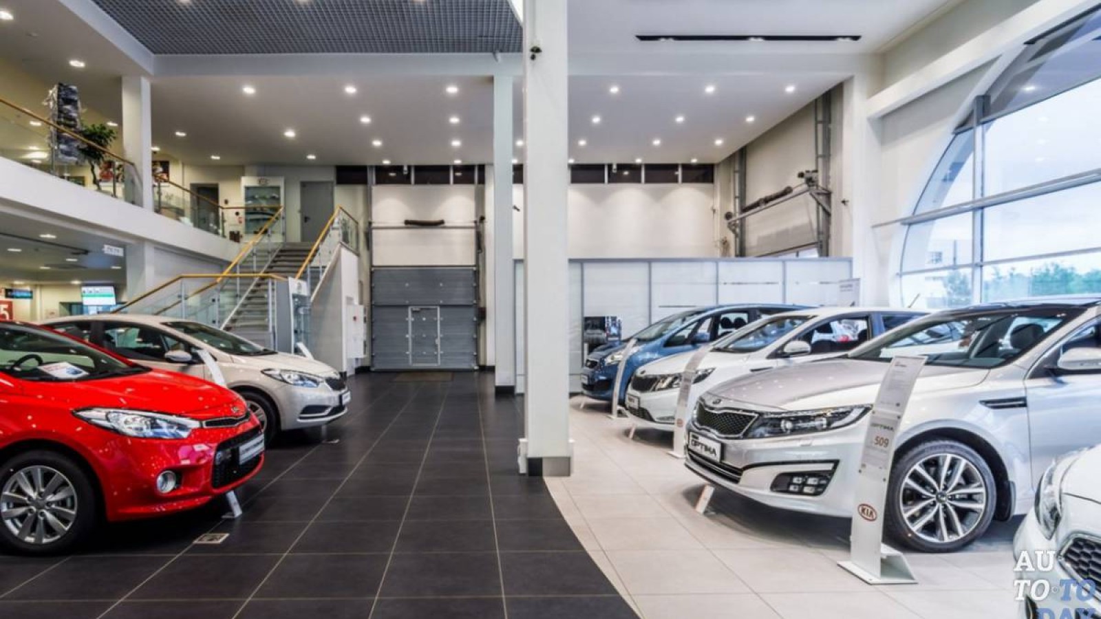 Автосалондар қосымша жабдықтарды заңсыз сатып келген.