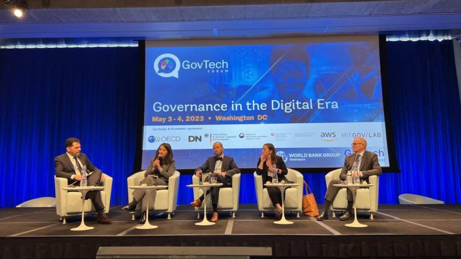 Астана мемлекеттік қызмет хабы Дүниежүзілік банк жаһандық әріптестері қатарына қосылды.