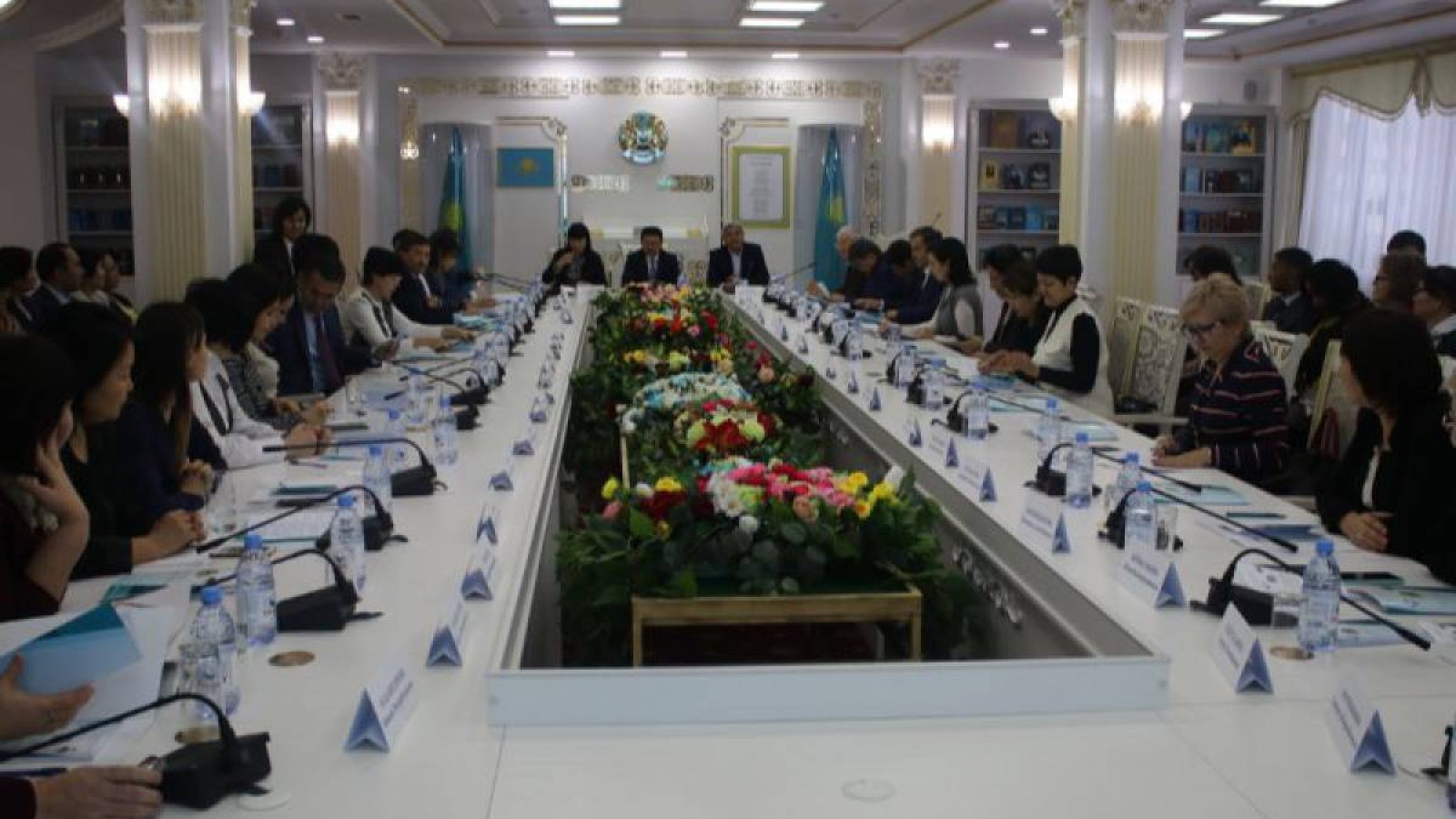 Терминологияның өзекті мәселелері талқыланды.