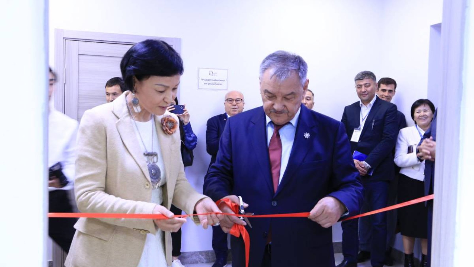 Алматыда Робототехника және программалық инженерия орталығы ашылды.