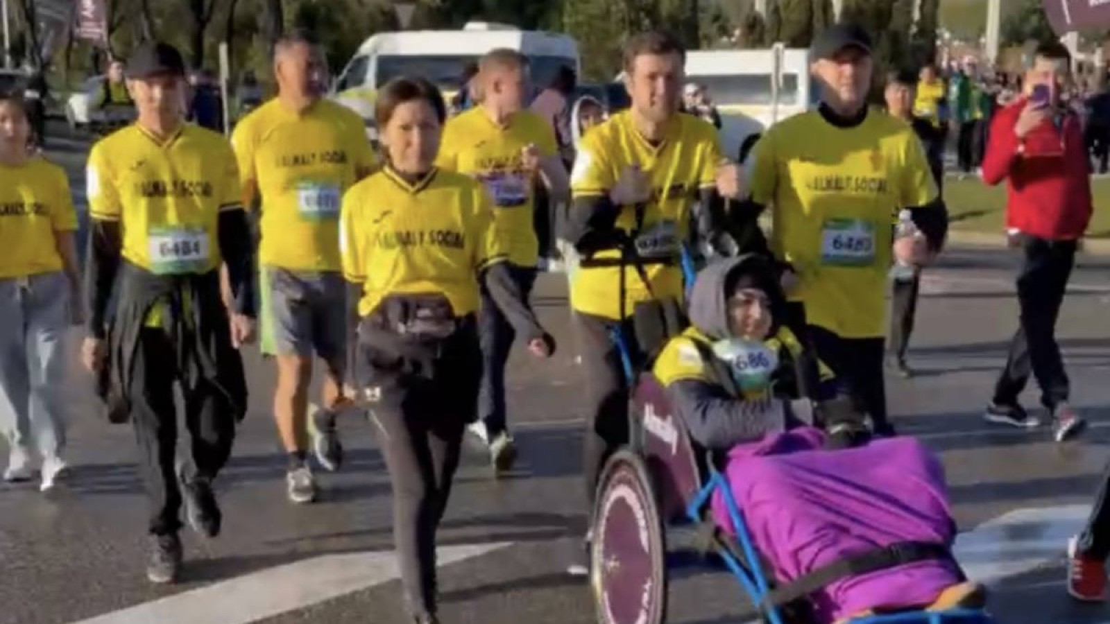 Алматыда халықаралық жартылай марафон өтті.