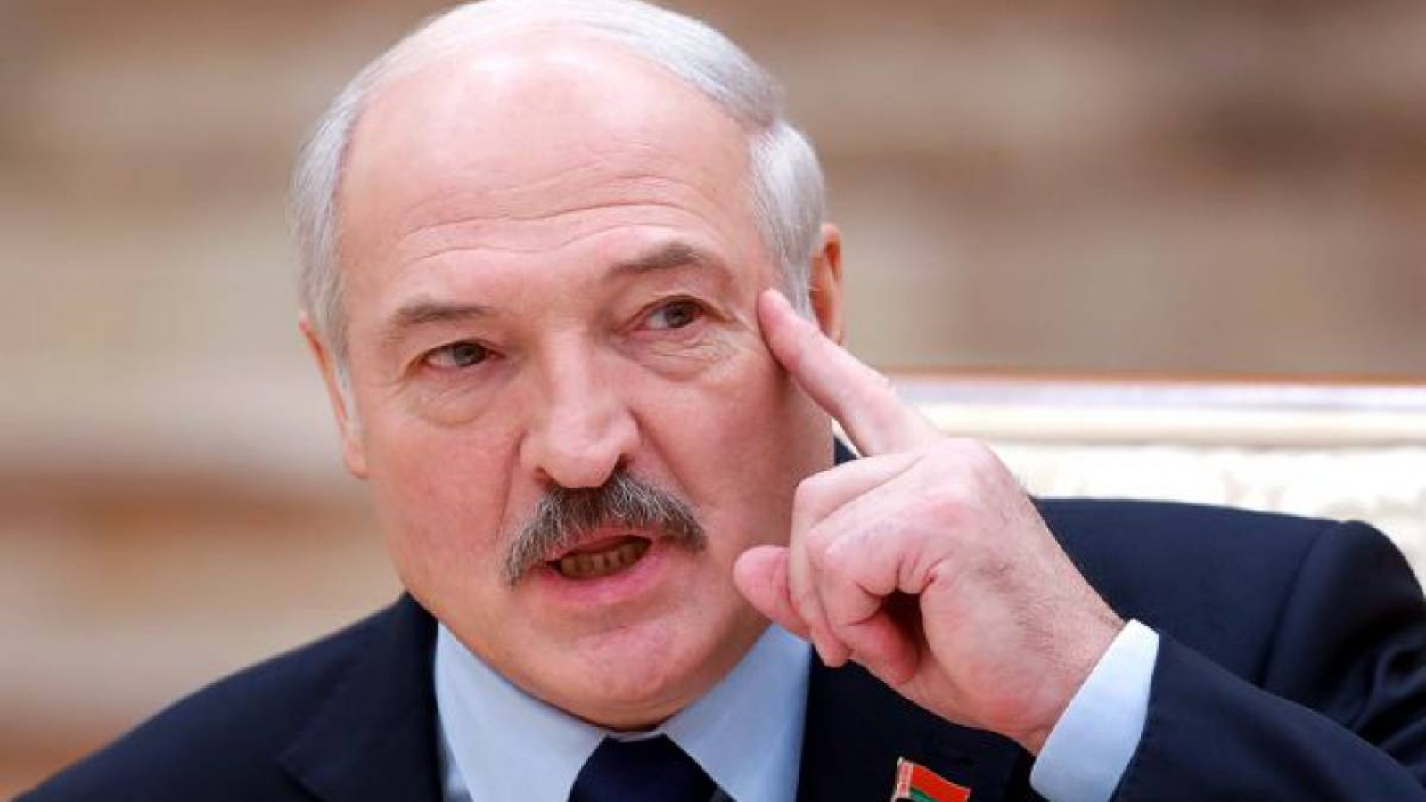 Лукашенко: Белоруссияда екі мемлекеттік тіл болады.