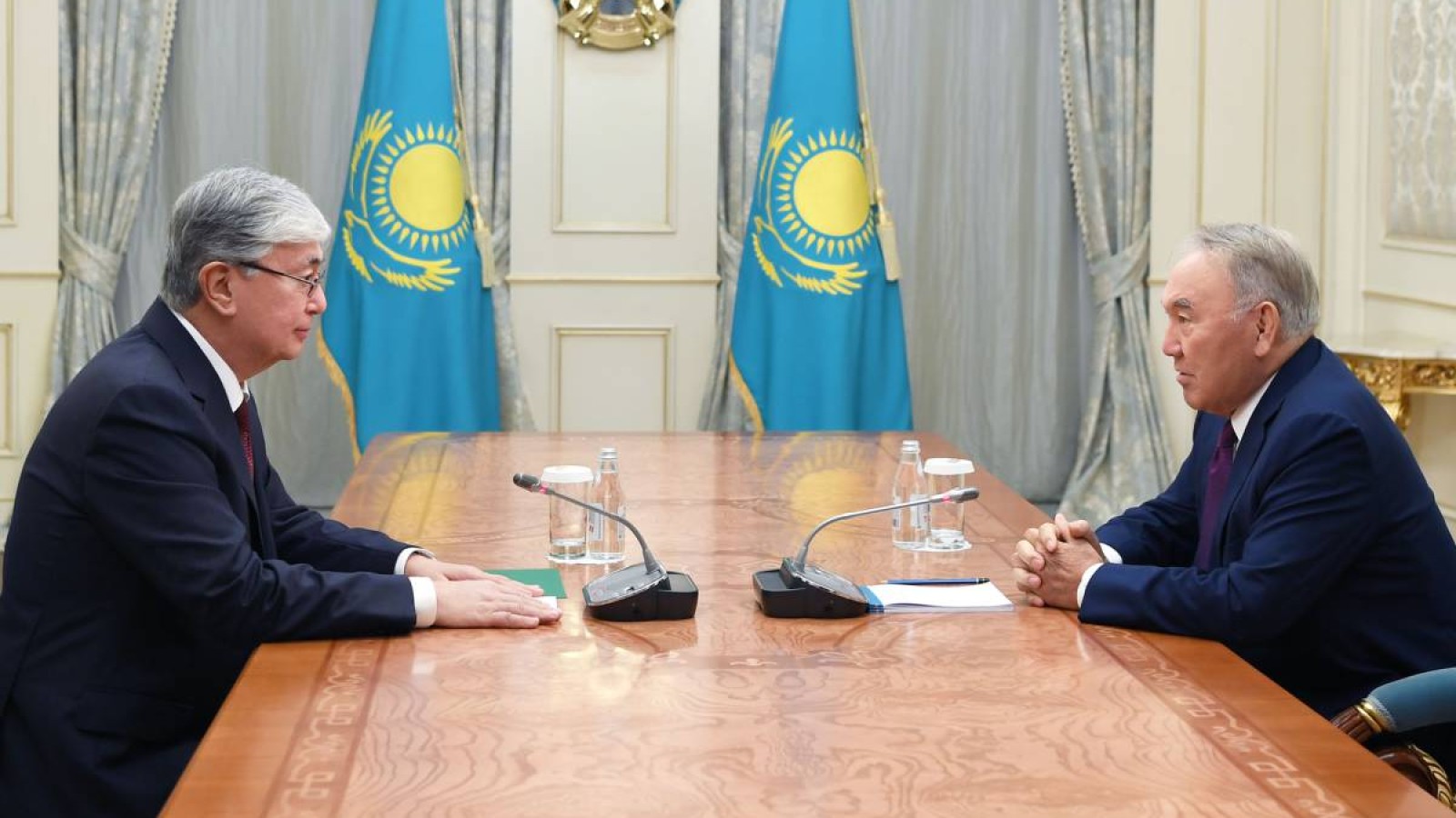 Назарбаев Тоқаевты қабылдады.