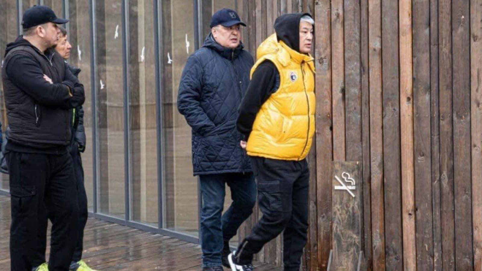 Прокурордың өтінішімен Қайрат Боранбаевтың сот отырысы кейінге қалдырылды.