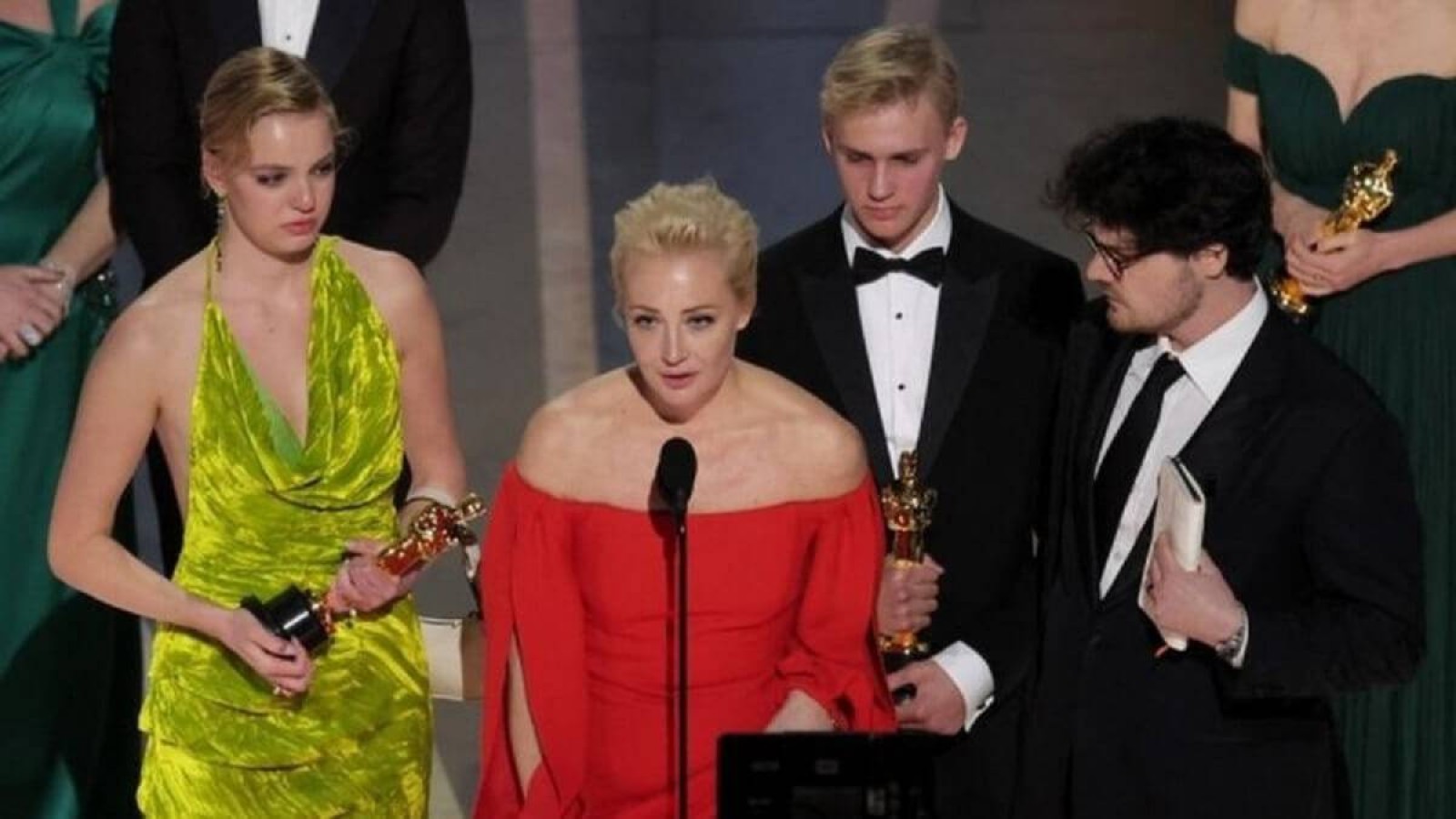 Навальный туралы түсірілген деректі фильм «Оскар» жүлдесін алды.