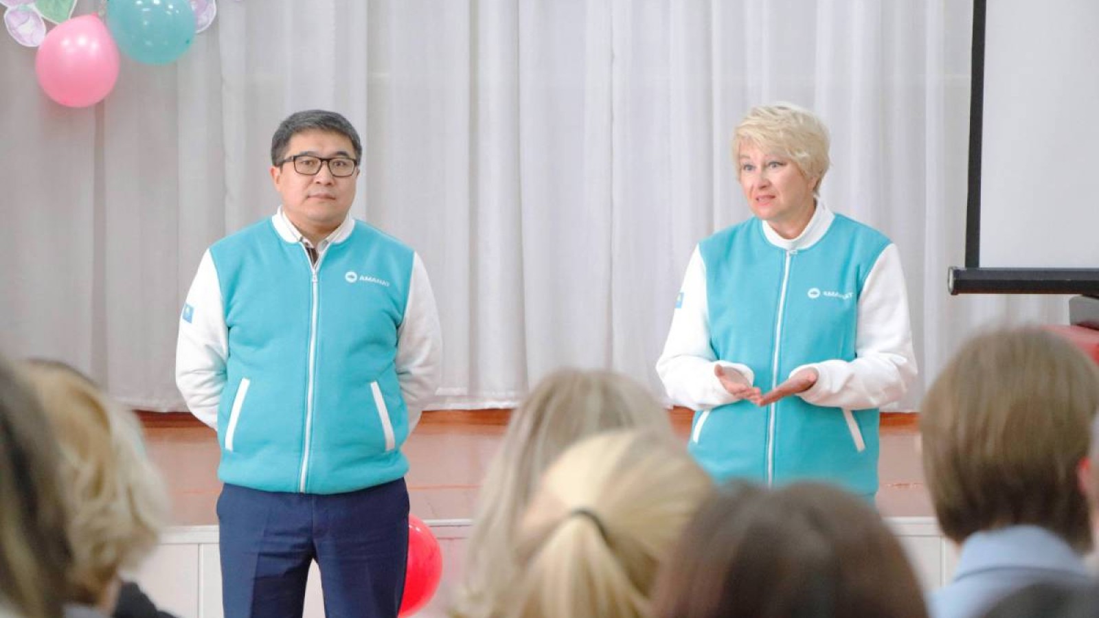 «AMANAT» партиясының кандидаттары: «Педагогтерге көп көңіл бөлінеді».