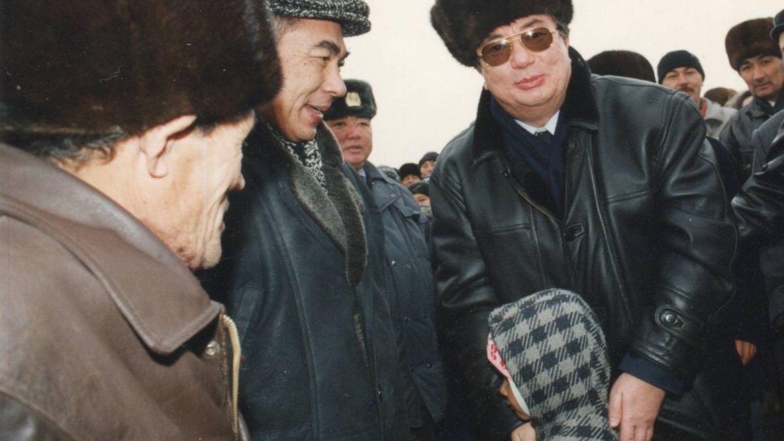 Тоқаев кім? (фото).