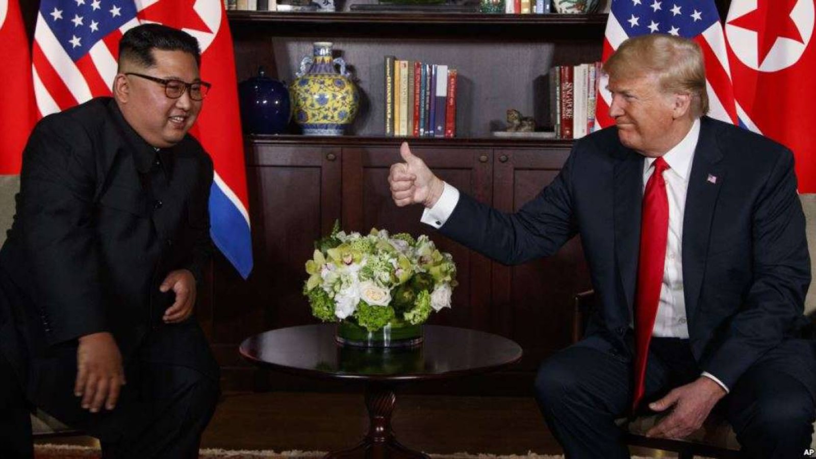 Трамп пен Ким тағы кездеседі.