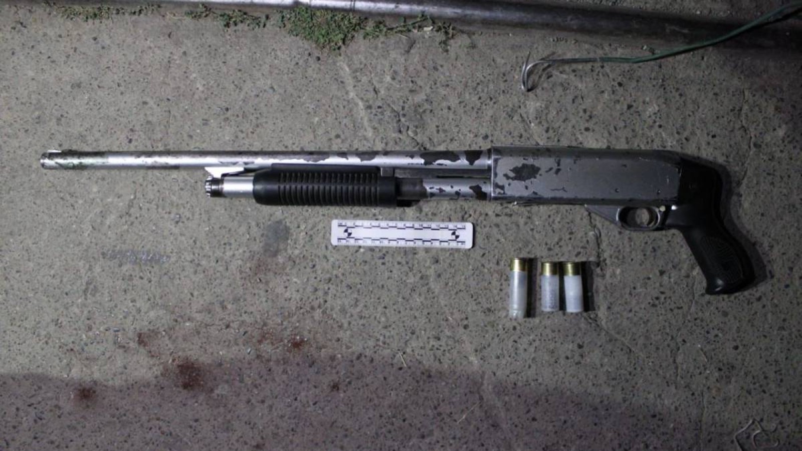 Шымкентте дәмханалардың бірінде атыс болды.