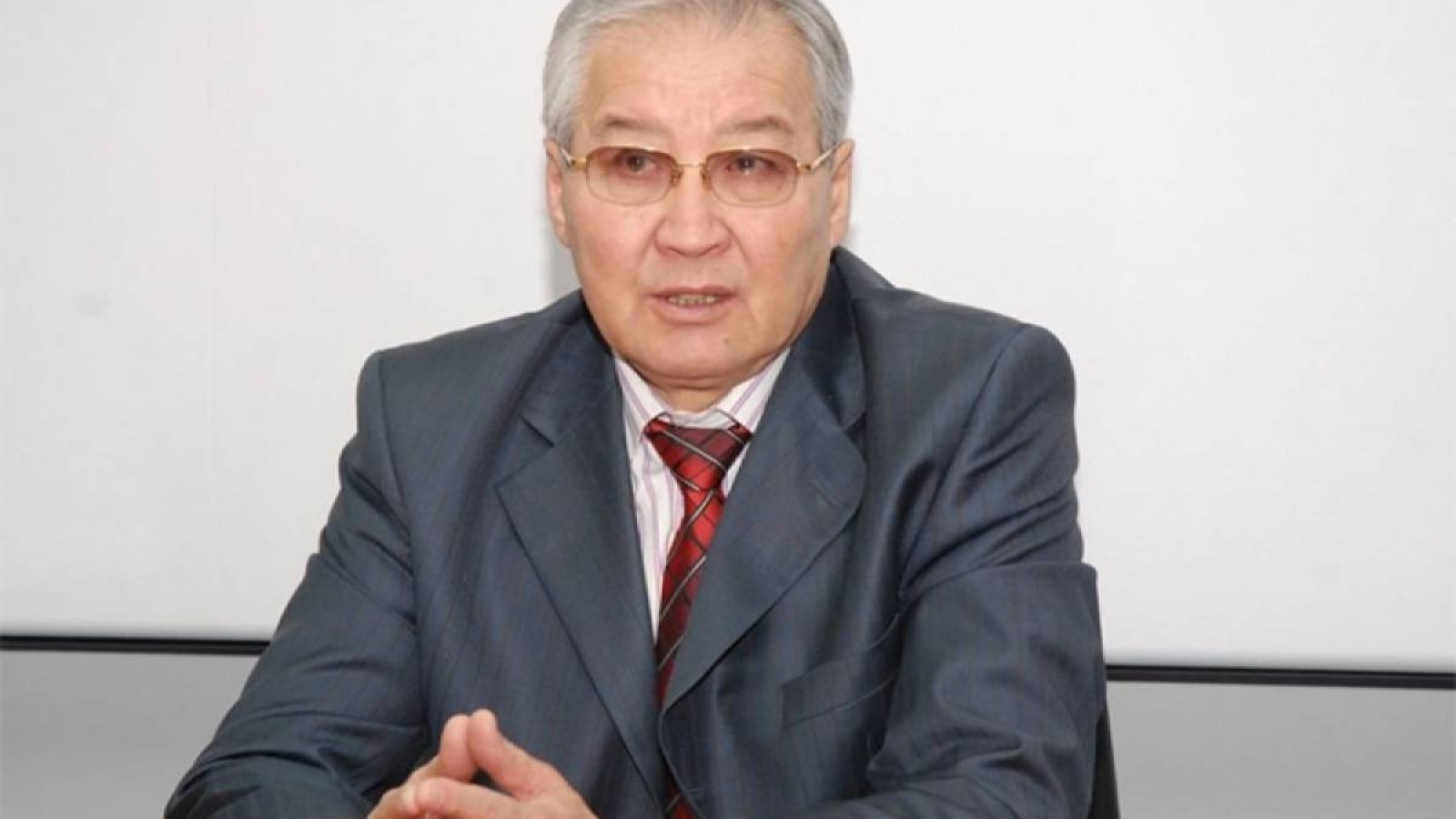 Мемлекет мүддесін ескерген абзал.