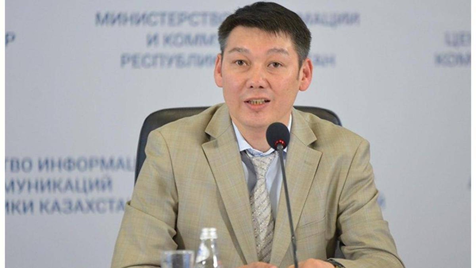 Президенттік мандаттың бір мерзімдік принципін қолдаймын- Асхат Маемеров.