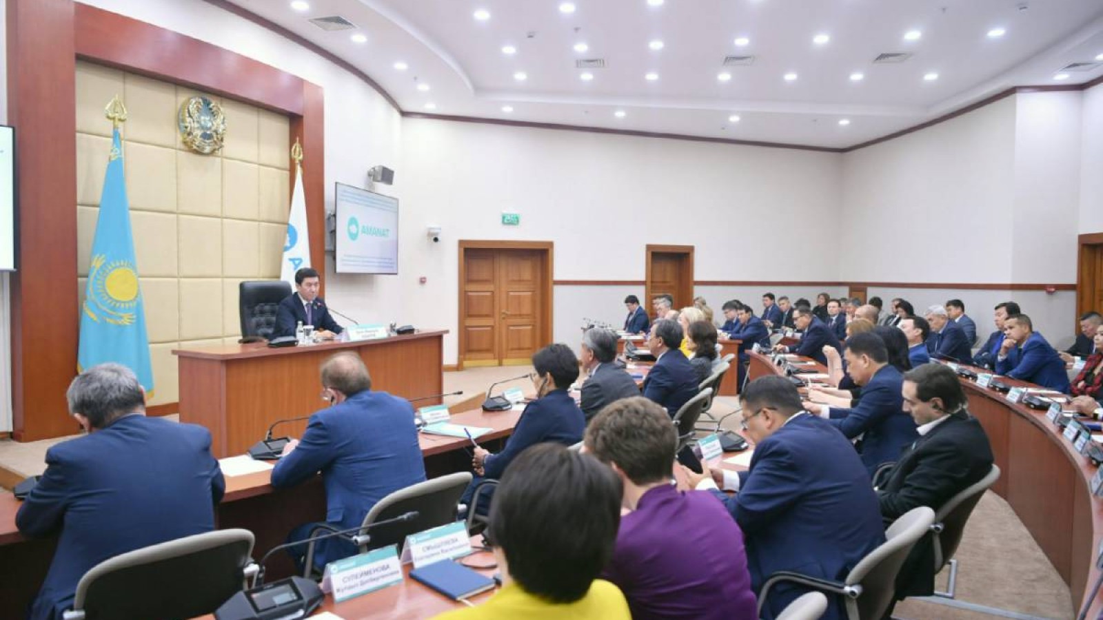 Мәжілістегі «AMANAT» фракциясы 7 жылдық президенттік мерзімді қолдады.