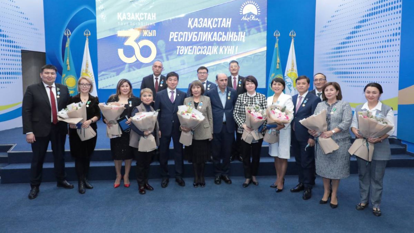 Nur Otan ардагерлері мен белсенділері мемлекеттік және партиялық наградалармен марапатталды.
