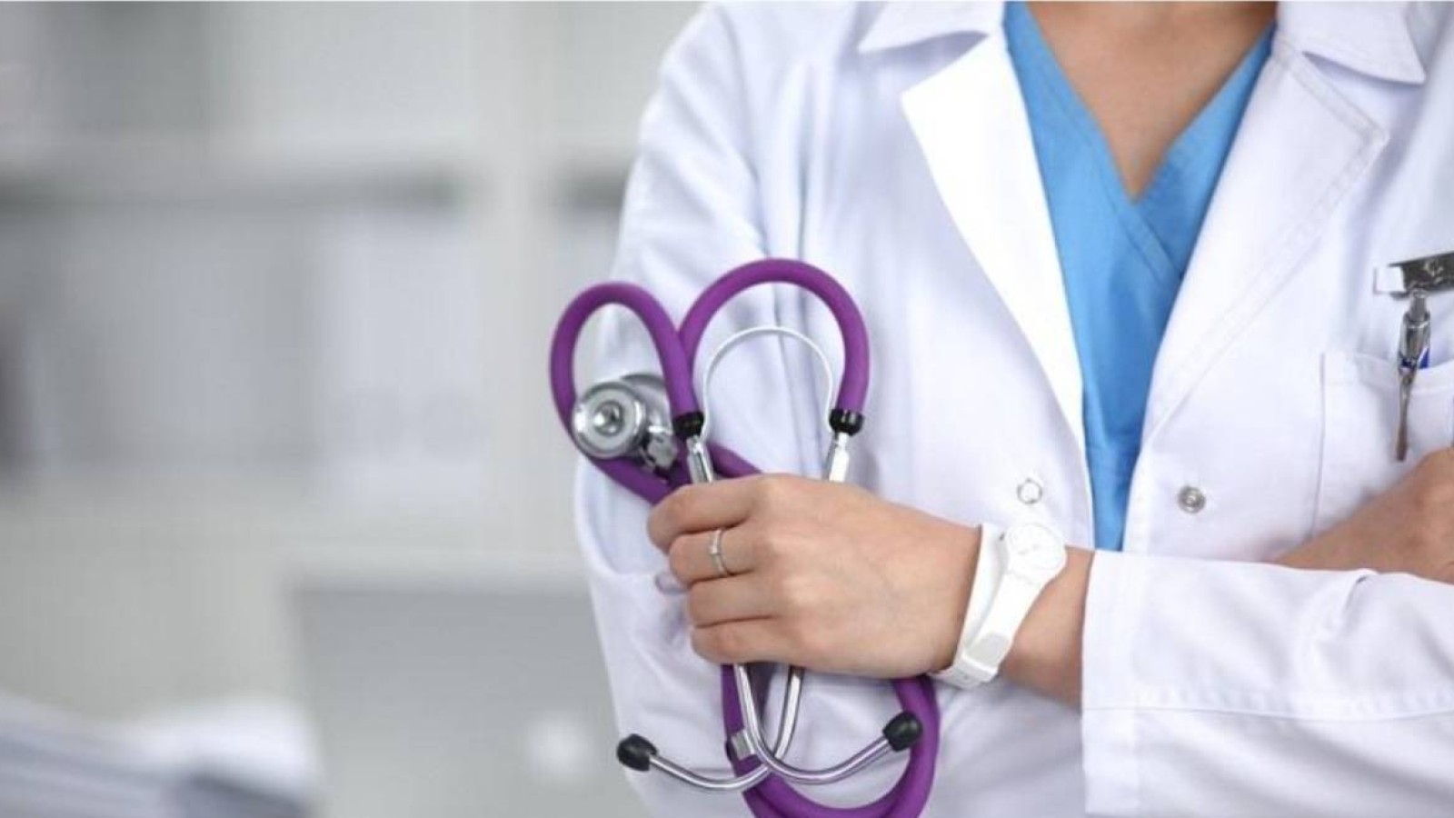 Нұр-Сұлтанда жүкті келіншекпен ұрысқан дәрігерге қатысты қызметтік тексеріс жүреді.