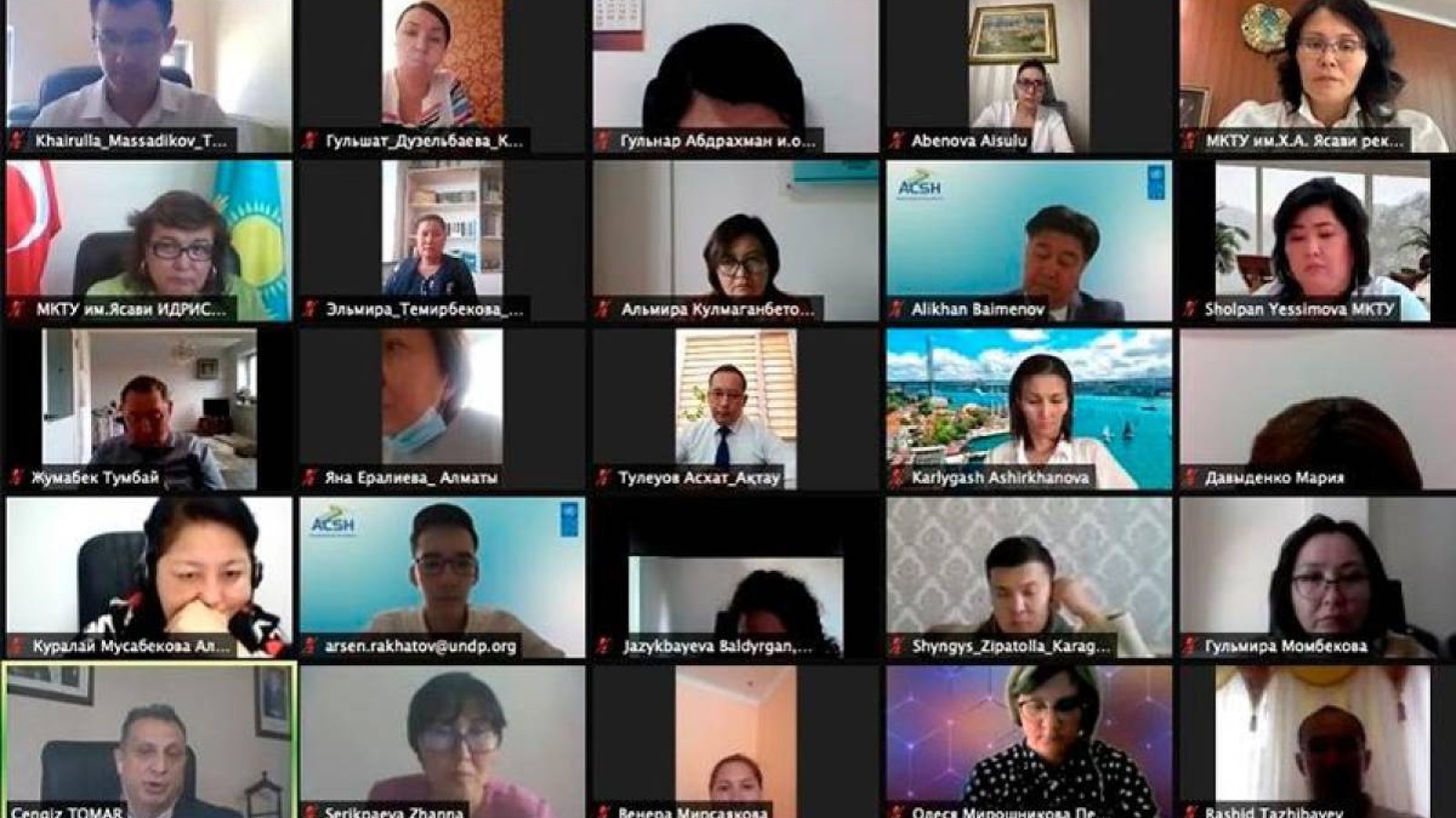 Алғаш ретмемлекеттік басқару жазғы мектебі ашылды.