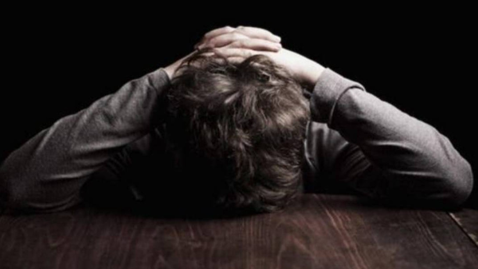 Елімізде жасөспірімдер арасындағы суицид көбейді.