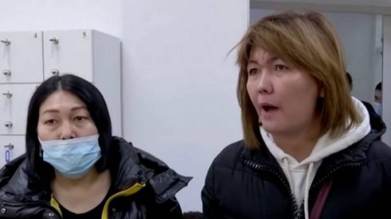 Жалғызбасты аналар «Нұр Отан» партиясына талап қойды.