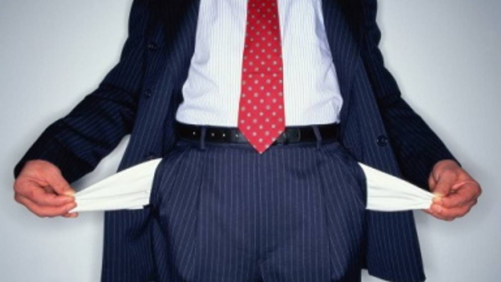 Қазақстанда 70 кәсіпорын жұмысшыларына жалақы төлей алмай отыр.