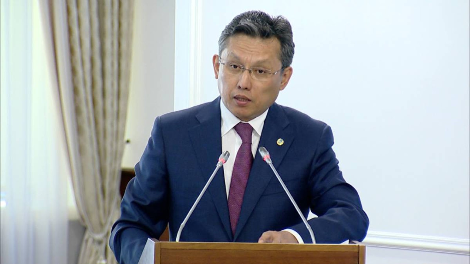 Астанаға қазақ тілінің қажеті жоқ — тілдер басқармасы жабылды (видео).