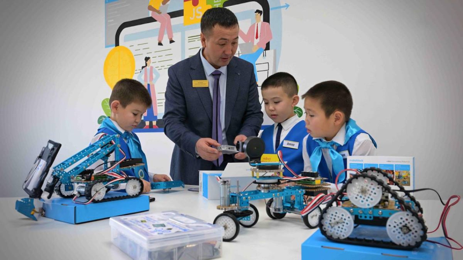 Биыл ел бойынша 137 мың оқушыға арналған 165 мектеп пайдалануға берілді. Жыл қорытындысы.