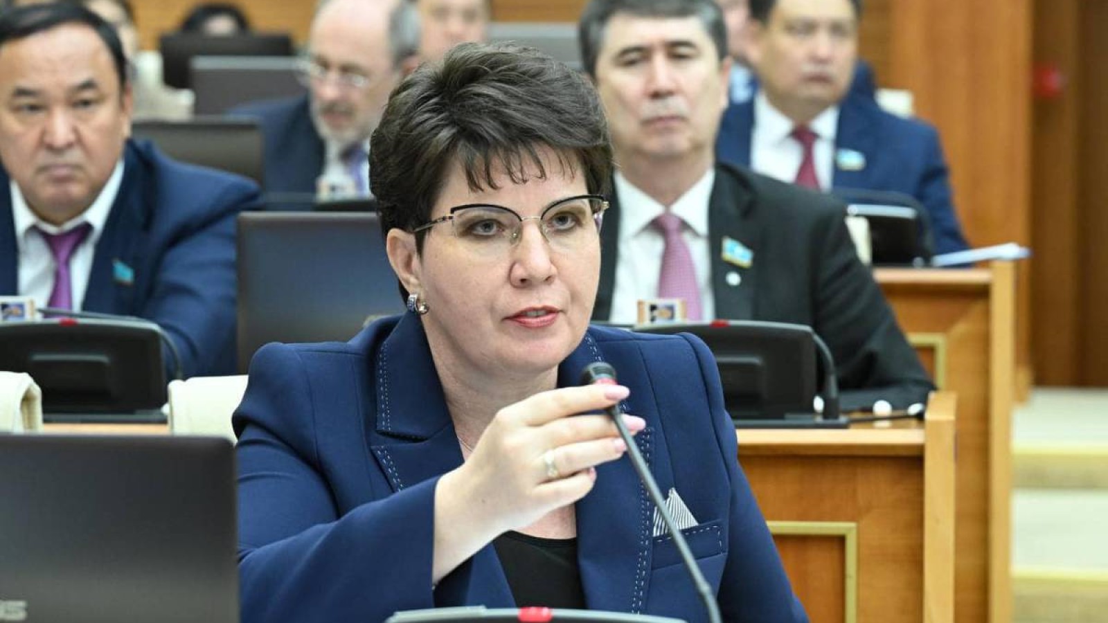 Годунова: Құны 5,9 млрд теңге болатын 292 сметалық құжат қажетсіз күйі қалды.