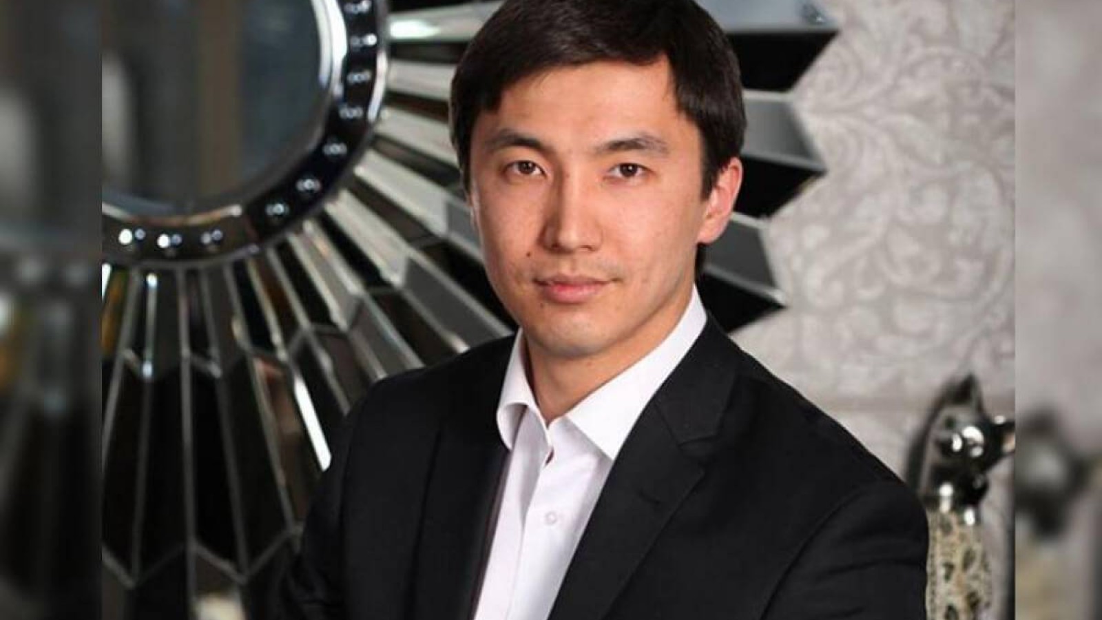 Қайрат Құдайбергенді қамауда ұстау мерзімі 21 желтоқсанға дейін ұзарды.