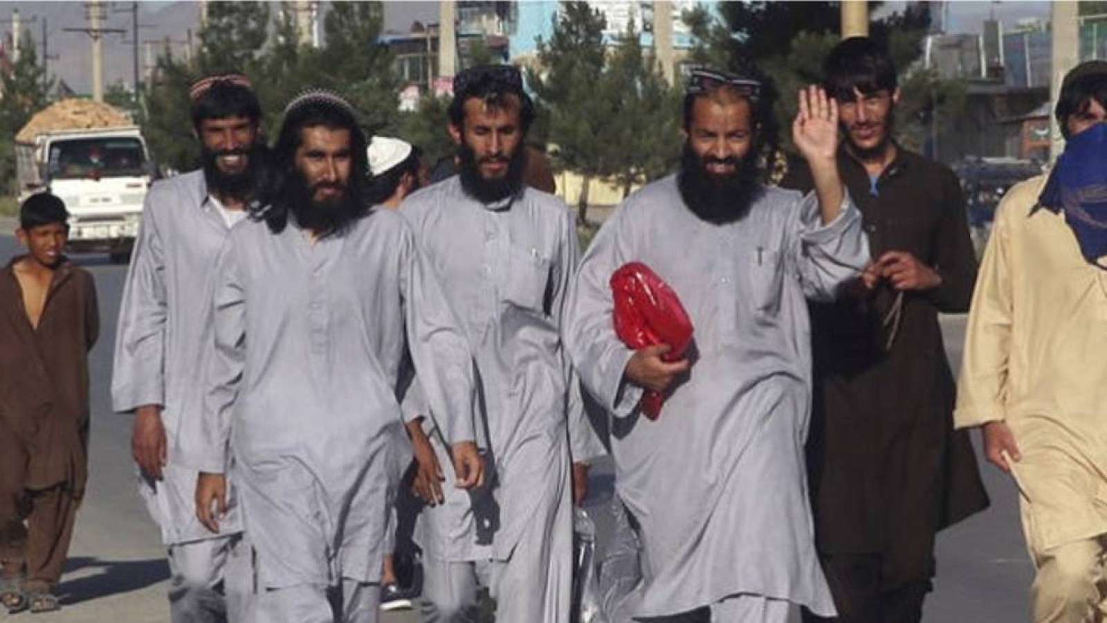 «Талибан» қозғалысын террористік ұйым қатарынан шығаруды сұраған Ресей ұсынысына Қазақстан үнсіз.