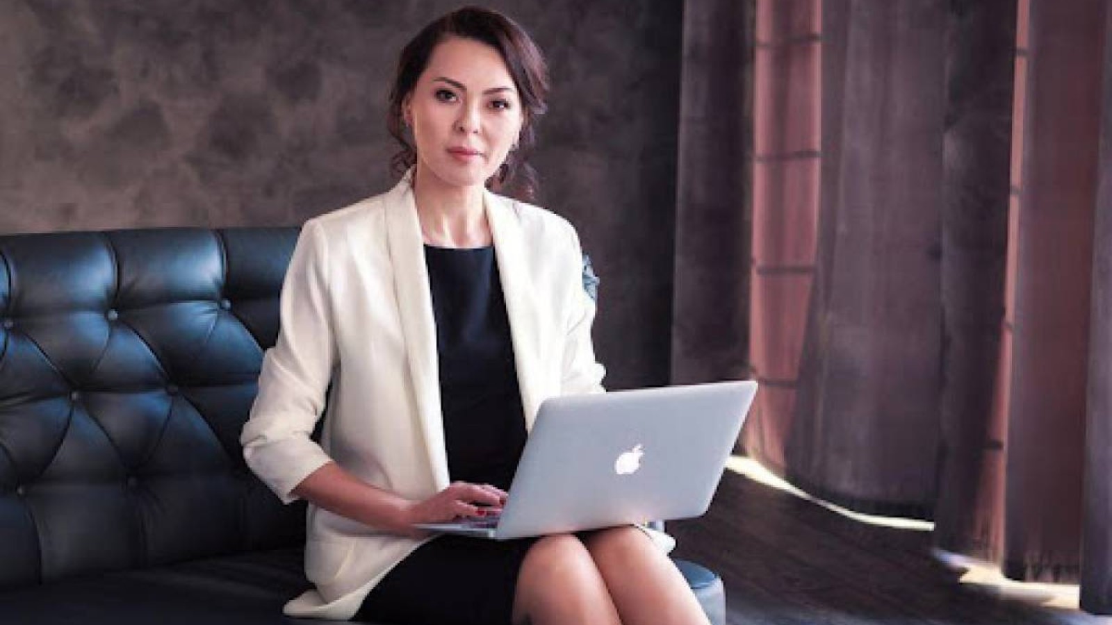 «Жанболат және оның 300 спартандық туралы қиялы» — Байбектің заңгері.