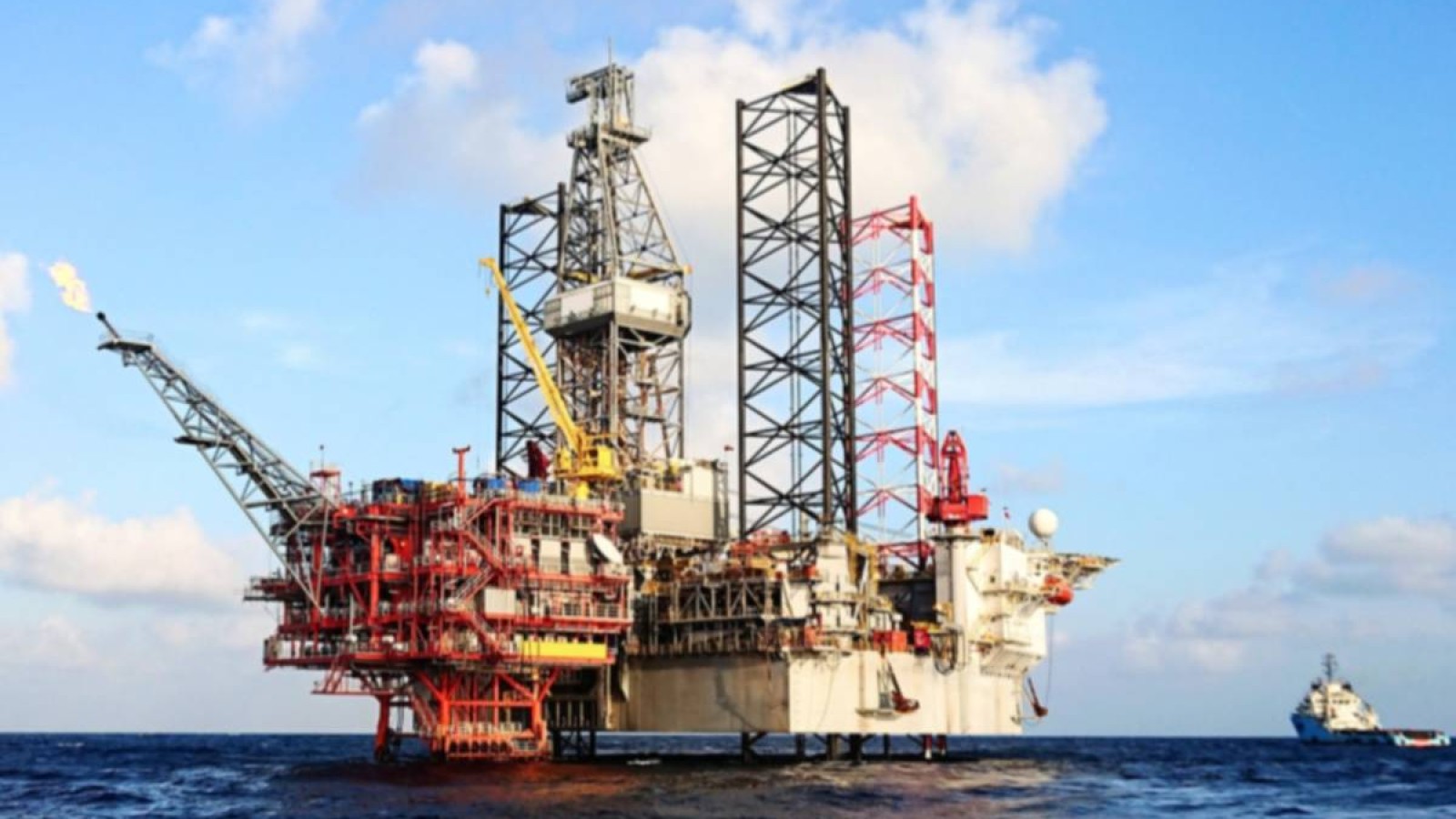 Ресей АҚШ-қа мұнай жеткізуші басты мемлекеттердің біріне айналды.