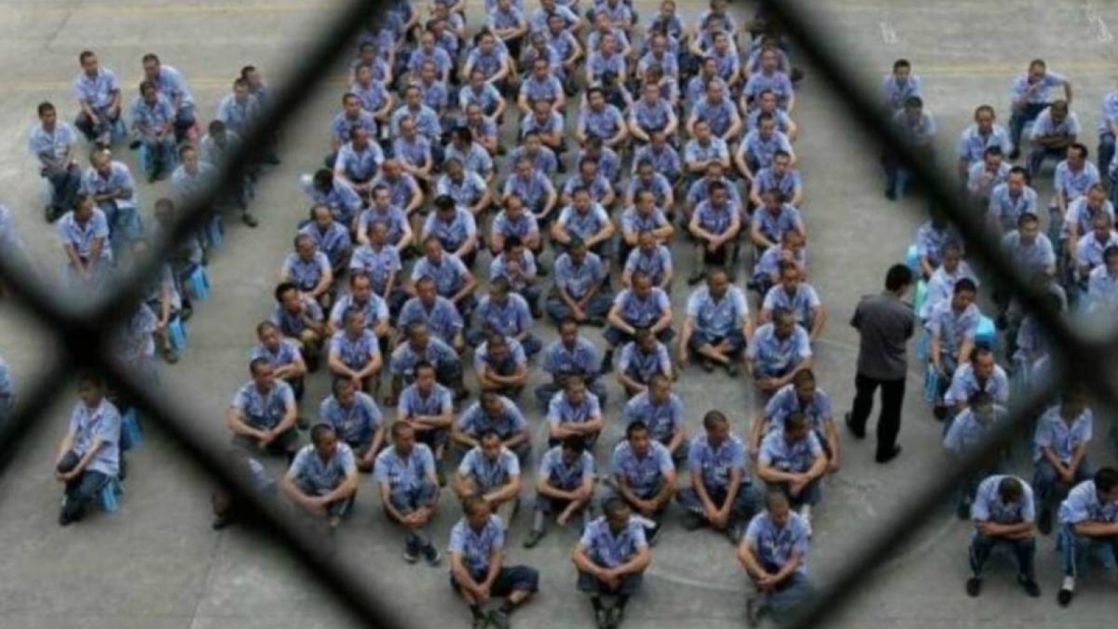 Қытайдағы қазақтар мен ұйғырларды қанау туралы туралы тағы айтылды.