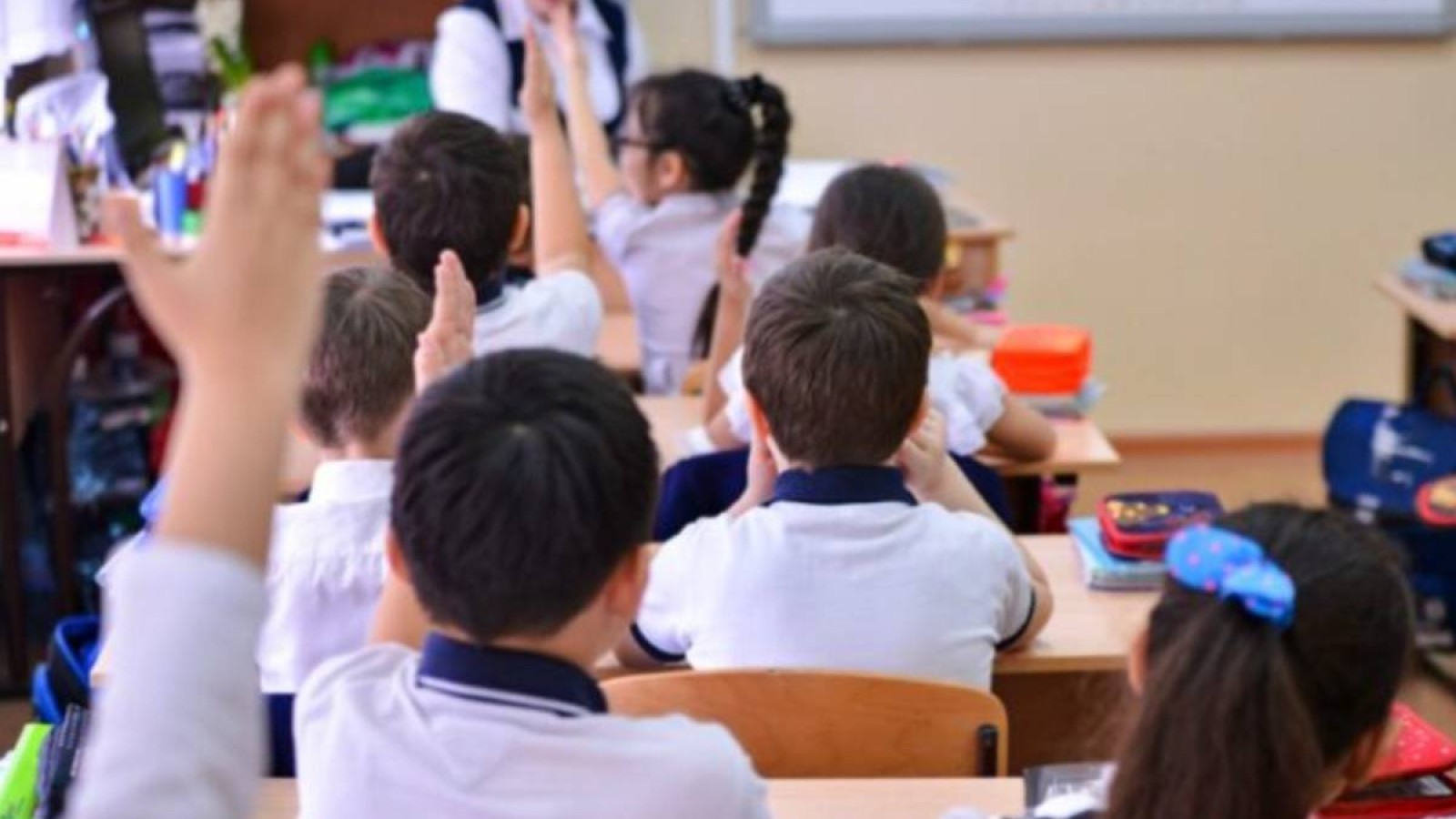 Қазақстандық оқушыларға қауіпті заттар ұстауға тыйым салынды.