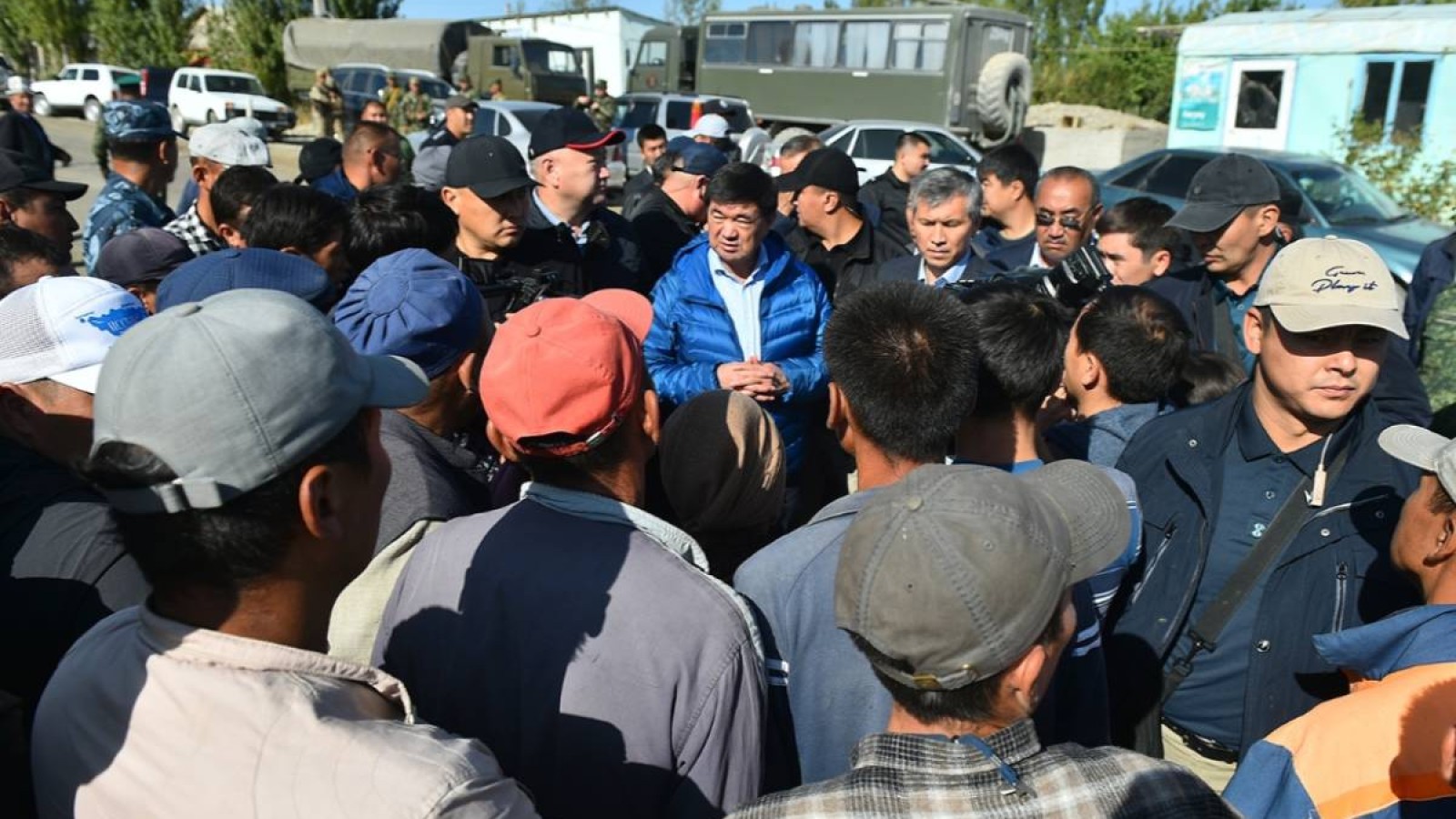 Тоқаев: Қазақстан Қырғызстанға көмек көрсетуге дайын.