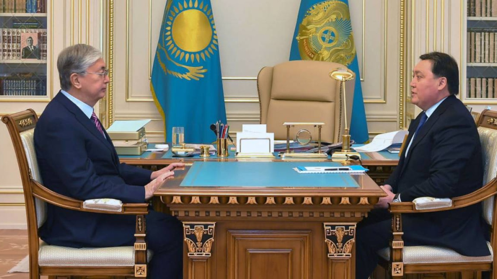 Тоқаев пен Мәмин короновирустың таралуының Қазақстан экономикасына әсерін талқылады.