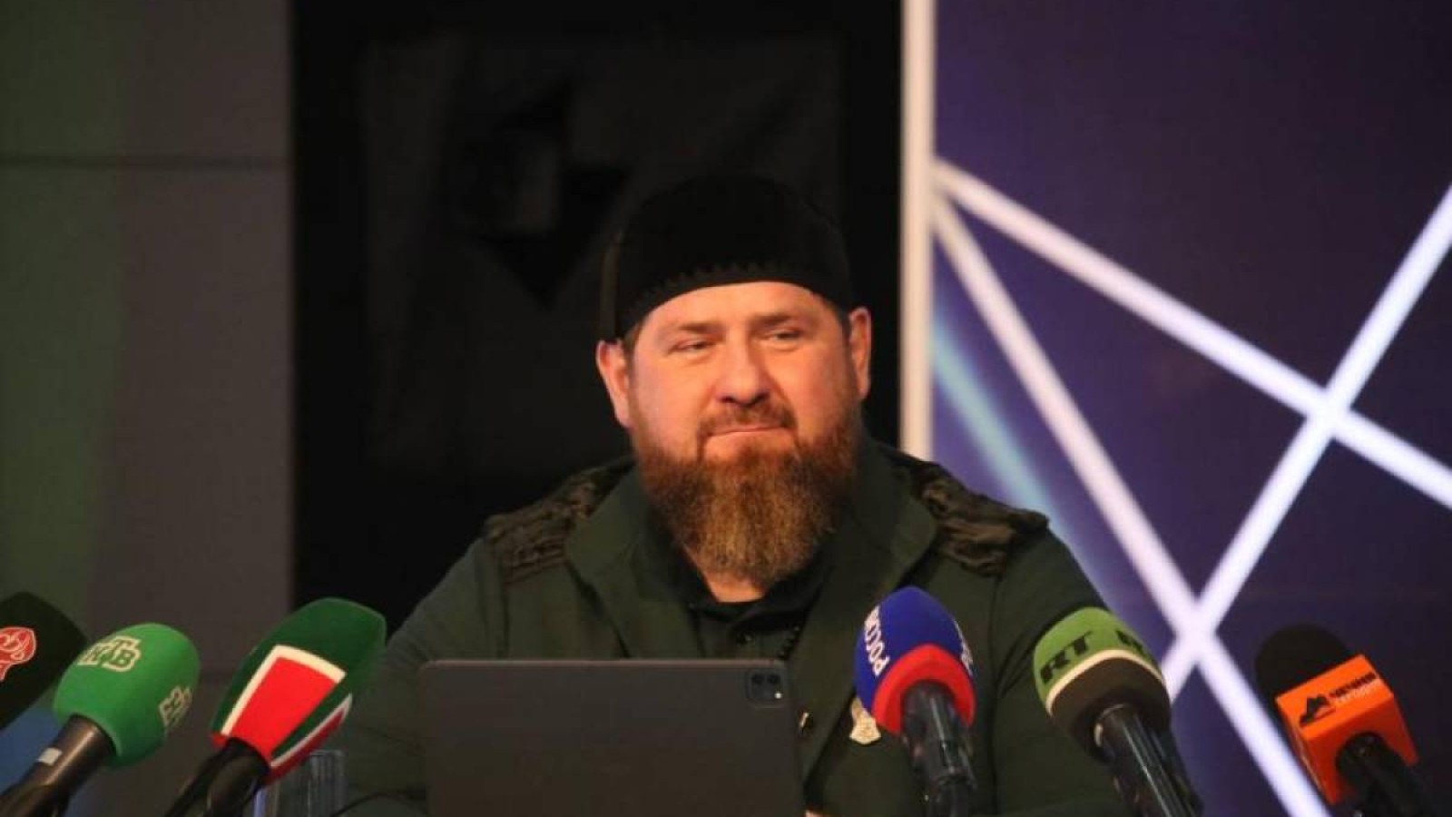 Шешенстан балаларды да соғыстың пропагандасы ретінде пайдаланып отыр (ВИДЕО)