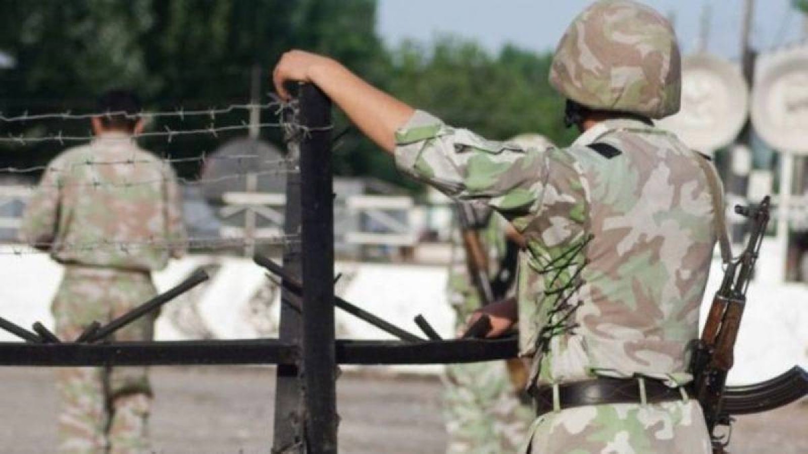 Өзбек шекарашылары Қырғызстанның екі азаматын атып өлтірді