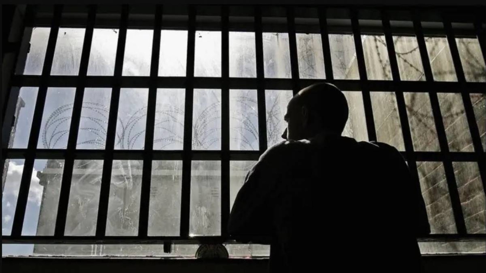 Семейде педофил студент өмір бойына сотталды