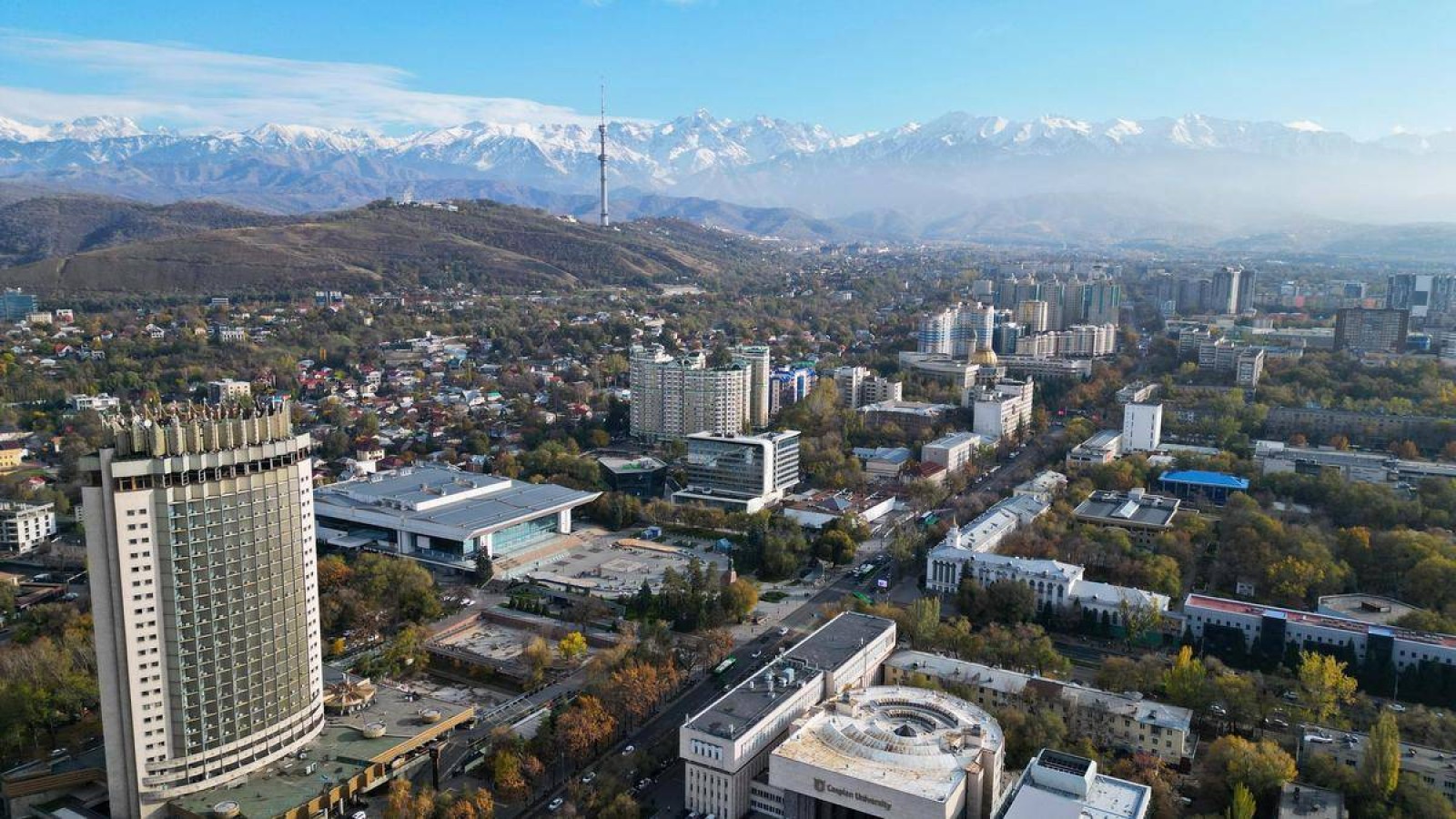 Шұғыл! Алматылықтардың телефонына жер сілкінісі туралы хабарлама түсіп жатыр