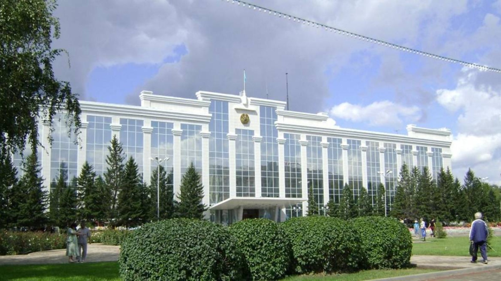 ШҚО әкімдігінде мемлекеттік қызметшілердің әдебі жөнінде жиналыс өтті