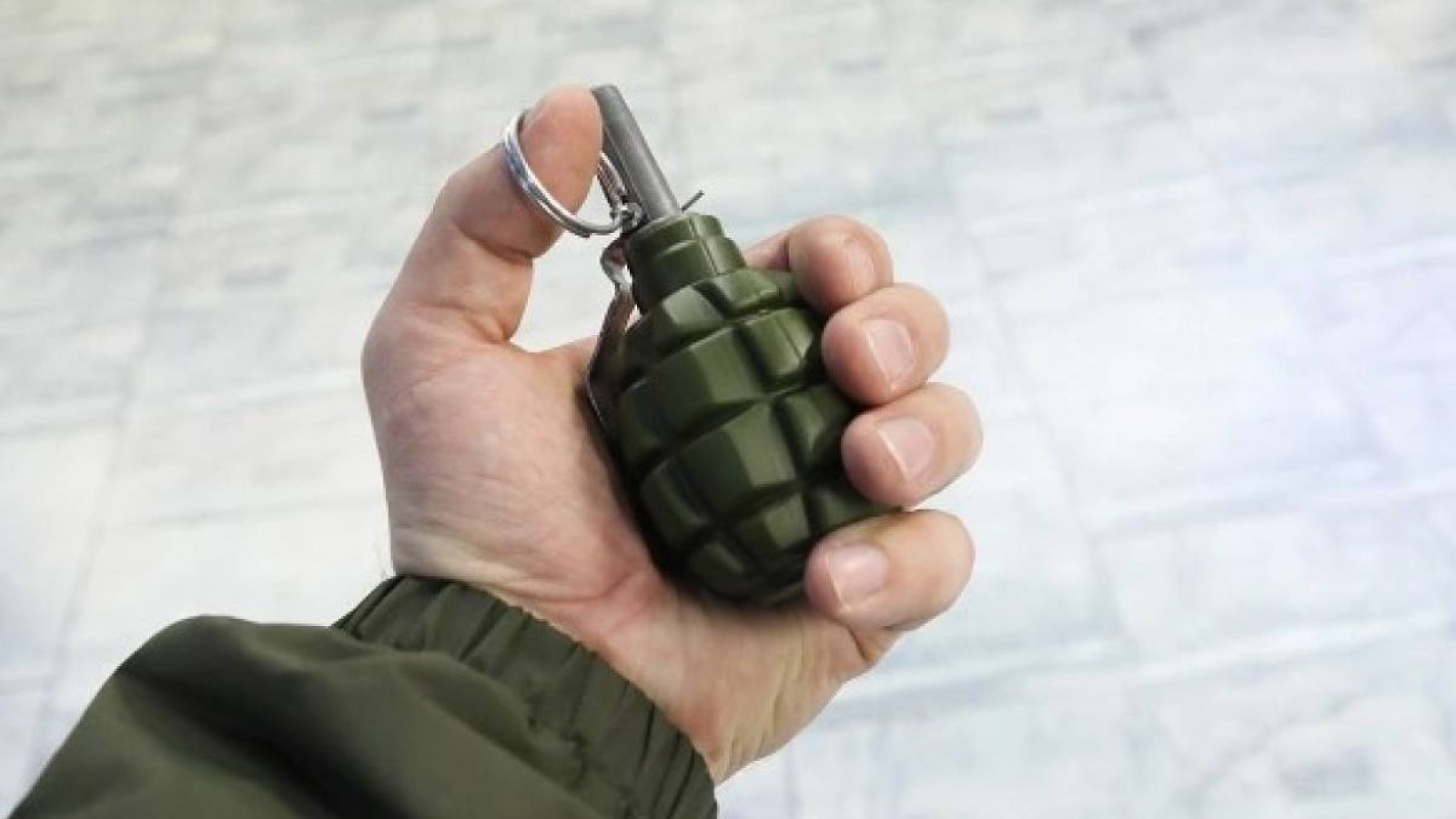 Украинада ер адам теміржол вокзалында граната жарды: төрт адам қаза тапты
