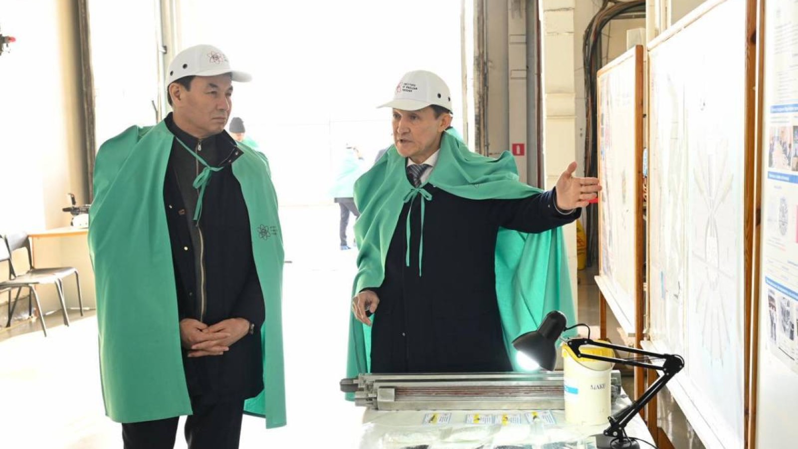 Алматы әкімі елдің негізгі ядролық ғылыми институтының жұмысымен танысты