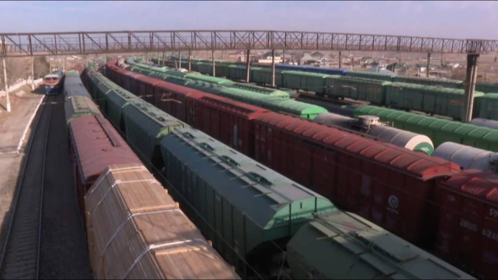 Өзбекстанмен шекарада астық тиеген мыңдаған вагон қаңтарылып тұр