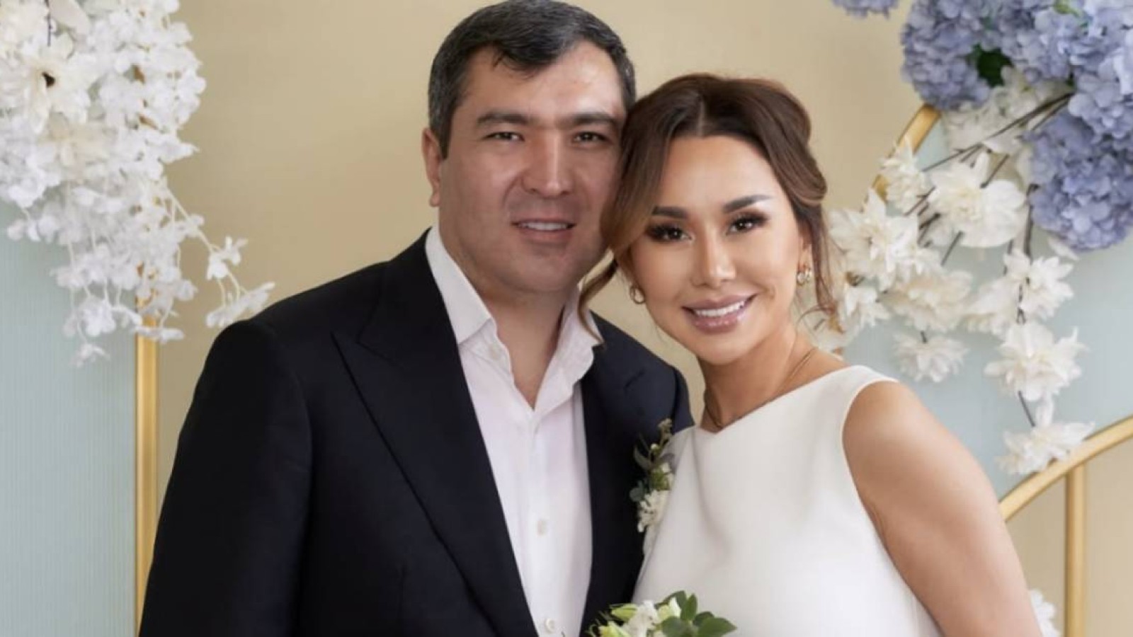 "Бала туғым келеді": Динара Сәтжан көптен бері өзін толғандырып жүрген ойды айтты (ВИДЕО)