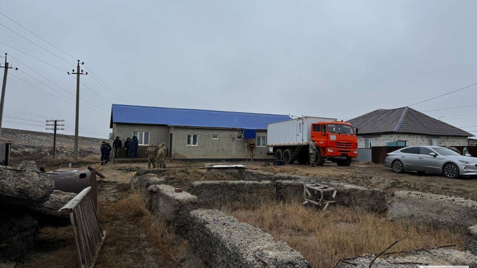 "Қазылған аула, жиналған кілем, қызыл бояу": Атыраудағы трагедияға қатысты тың дерек шықты