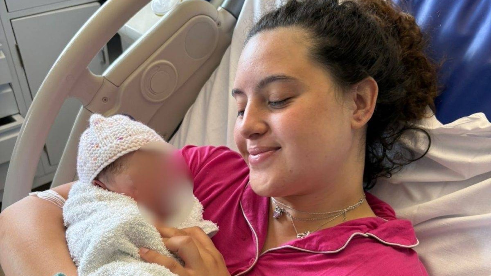 Өзінің жүкті екенін білмеген 21 жастағы келіншек толғақты соқырішек деп ойлаған